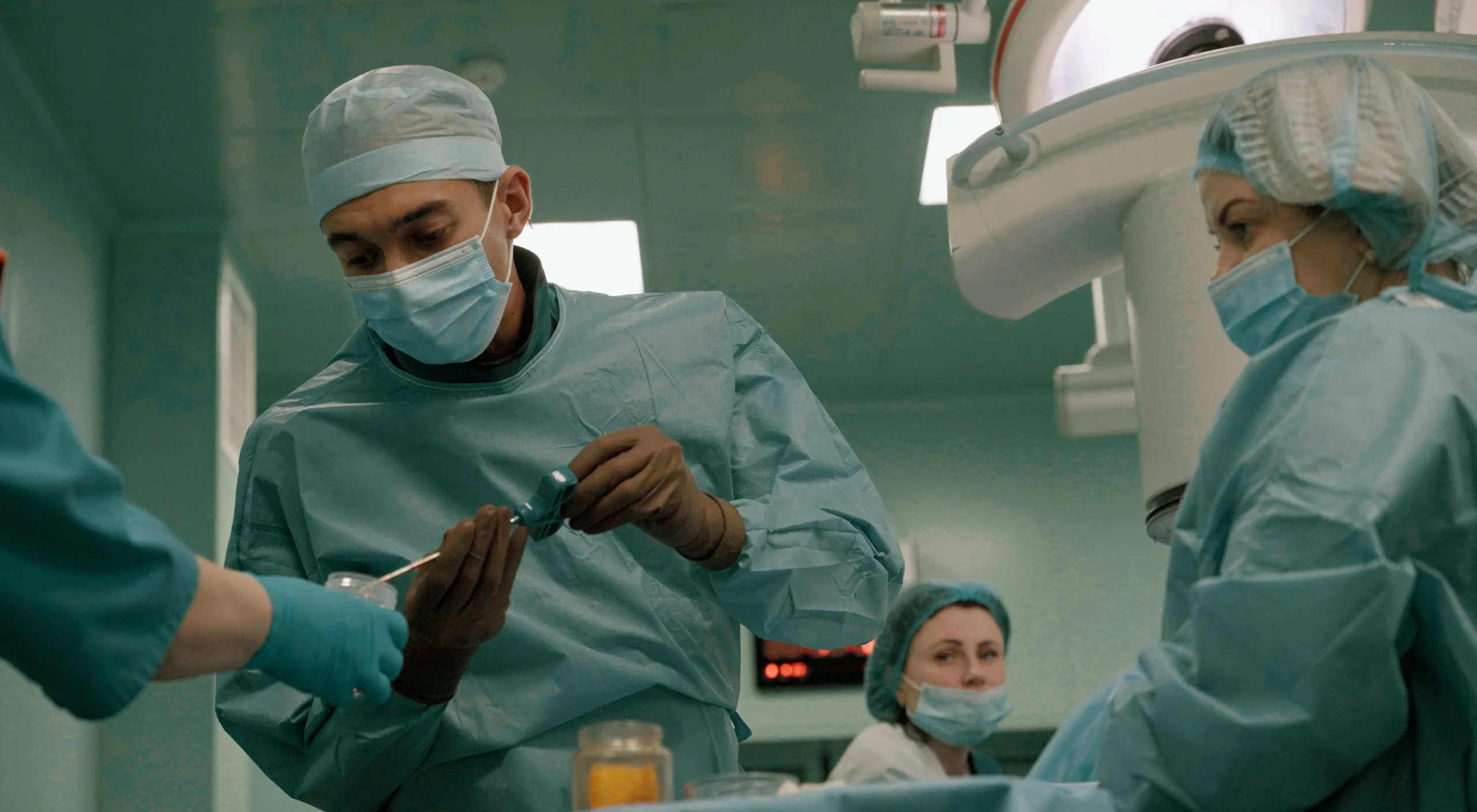 Pavel Rahman: Orthopedic Surgeon Story